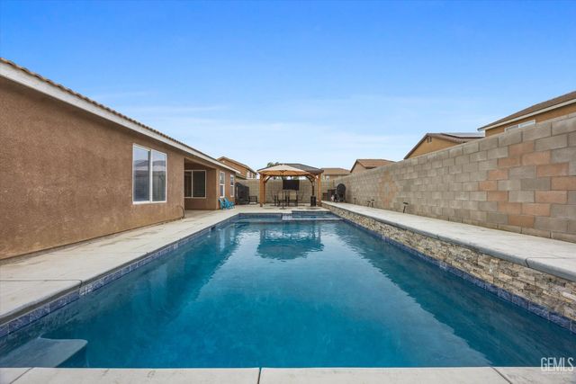 9007 Broadway Avenue, Bakersfield, CA 93311