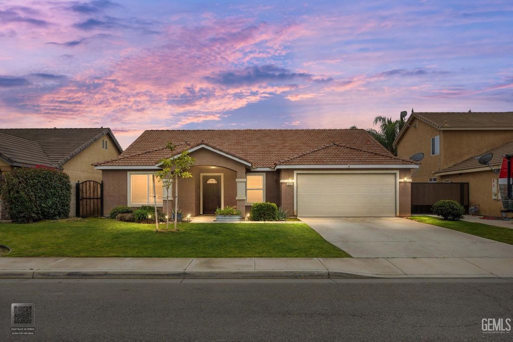 9007 Broadway Avenue, Bakersfield, CA 93311