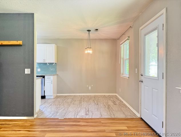 1709 S 4th Street, Broken Arrow, OK 74012