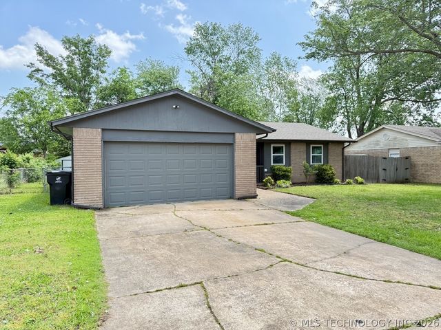 1709 S 4th Street, Broken Arrow, OK 74012