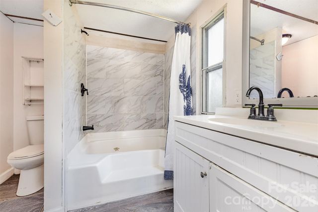 364 Paraham Road S, York, SC 29745