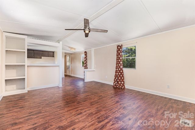 364 Paraham Road S, York, SC 29745