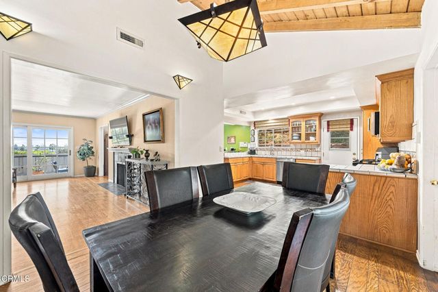 1480 E Glenoaks Boulevard, Glendale, CA 91206
