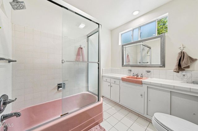 1480 E Glenoaks Boulevard, Glendale, CA 91206