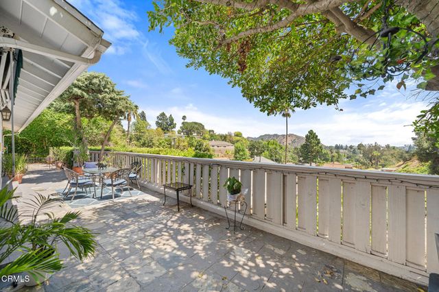 1480 E Glenoaks Boulevard, Glendale, CA 91206
