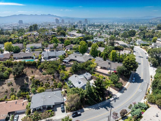1480 E Glenoaks Boulevard, Glendale, CA 91206