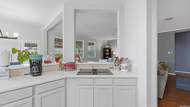 2142 BELVEDERE CT, New Braunfels, TX 78130