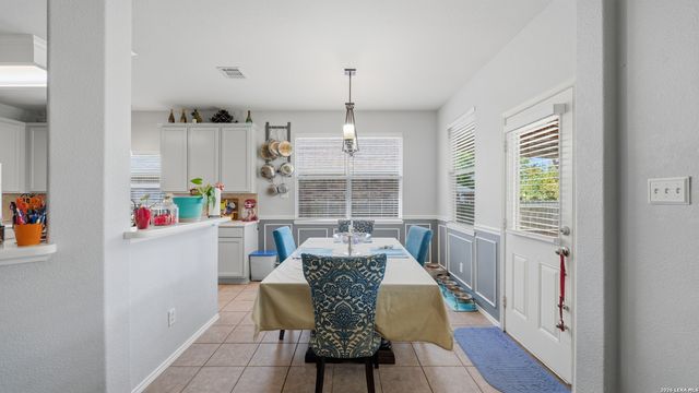 2142 BELVEDERE CT, New Braunfels, TX 78130