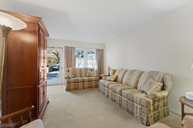 123 Edgewood Ter, South Bound Brook Boro, NJ 08880