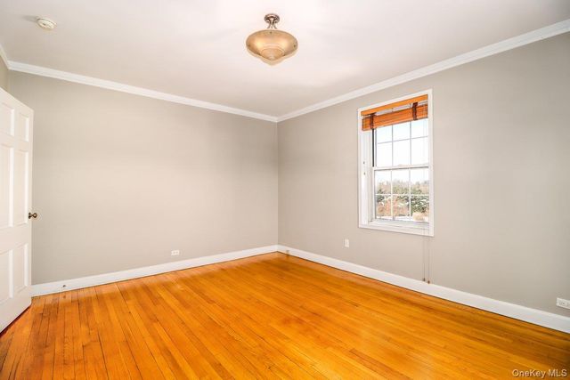 1 Midland Gardens Units 3C & 3D, Bronxville, NY 10708