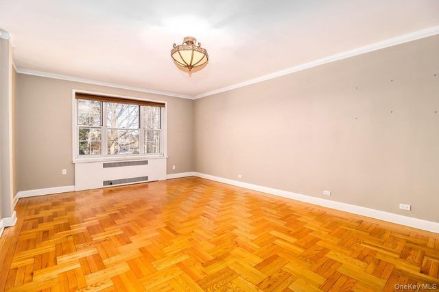 1 Midland Gardens Units 3C & 3D, Bronxville, NY 10708