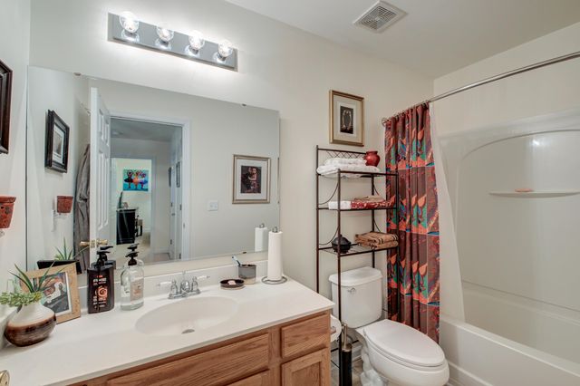 5222 Fernland Way, North Charleston, SC 29420