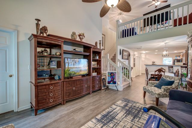 5222 Fernland Way, North Charleston, SC 29420