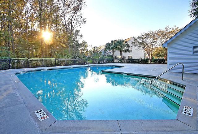 5222 Fernland Way, North Charleston, SC 29420