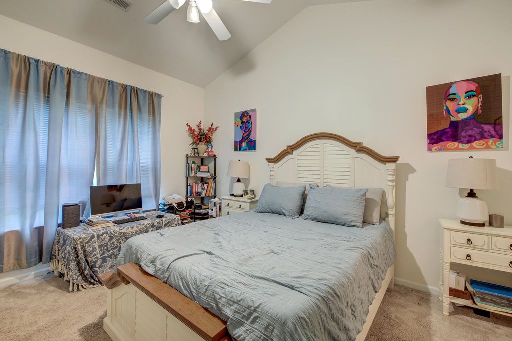 Image 11 of property listing at 5222 Fernland Way, North Charleston, SC 29420