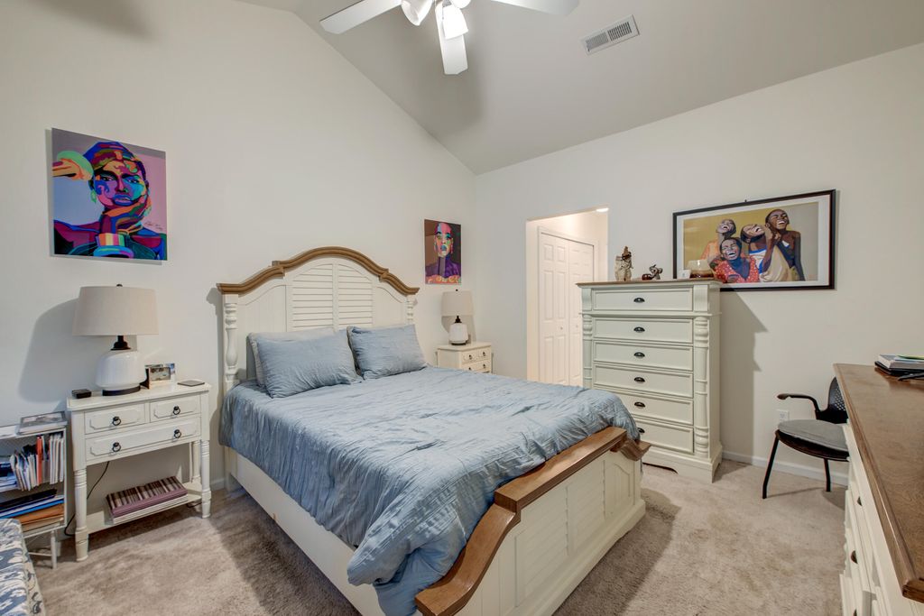 Image 13 of property listing at 5222 Fernland Way, North Charleston, SC 29420