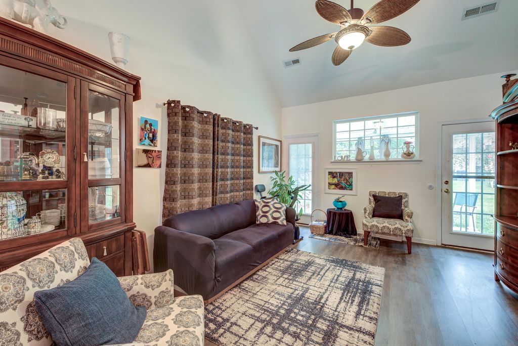 Image 32 of property listing at 5222 Fernland Way, North Charleston, SC 29420