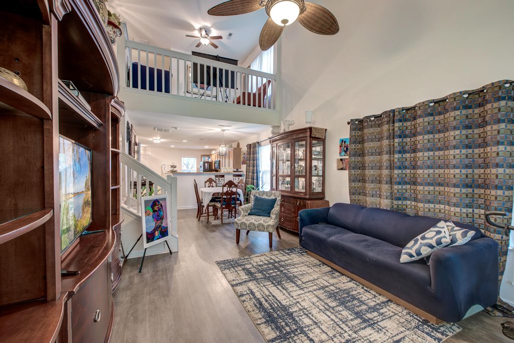 Image 4 of property listing at 5222 Fernland Way, North Charleston, SC 29420