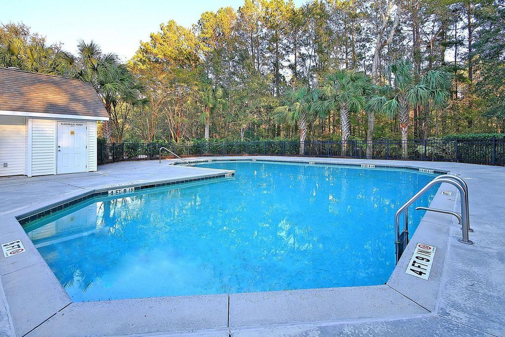 Image 41 of property listing at 5222 Fernland Way, North Charleston, SC 29420