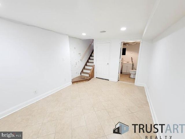 2444 S FAIRHILL ST, Philadelphia, PA 19148