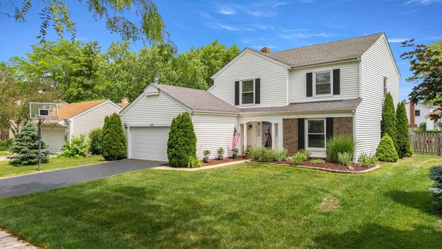 431 NEWPORT Drive, Naperville, IL 60565