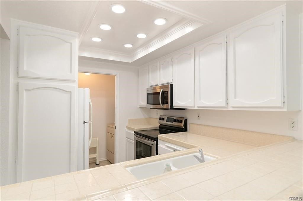7202 Apricot Drive 7202, Irvine, CA 92618 — photo 3