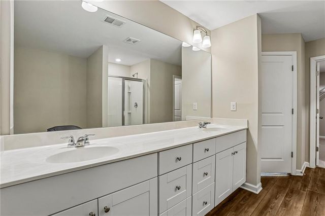 1939 Lanier Harbor Point, Buford, GA 30518