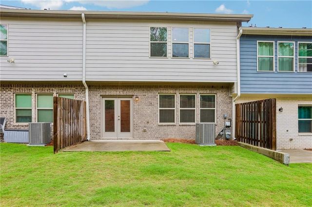 1939 Lanier Harbor Point, Buford, GA 30518