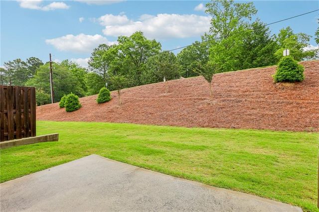 1939 Lanier Harbor Point, Buford, GA 30518