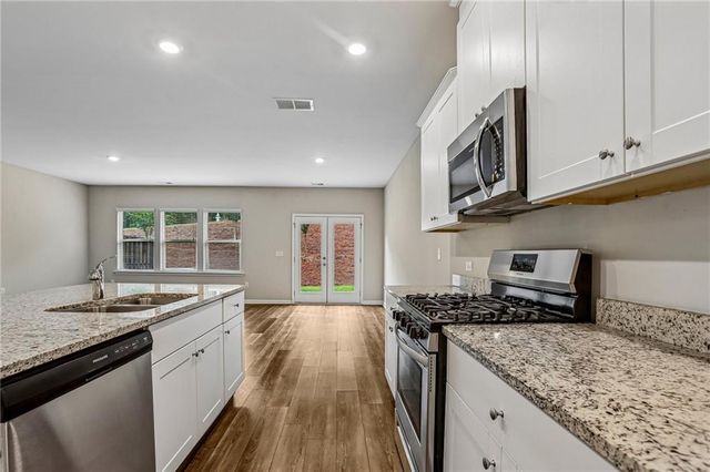 1939 Lanier Harbor Point, Buford, GA 30518