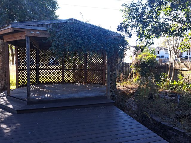 1027 E Recess Road, Hanahan, SC 29410