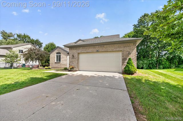 2082 Pinebrook Meadow Court, Marion Township, MI 48843