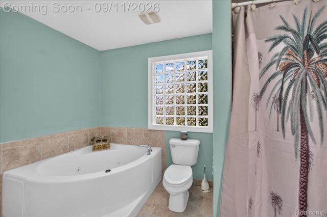 2082 Pinebrook Meadow Court, Marion Township, MI 48843