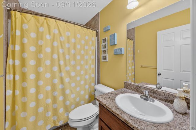 2082 Pinebrook Meadow Court, Marion Township, MI 48843