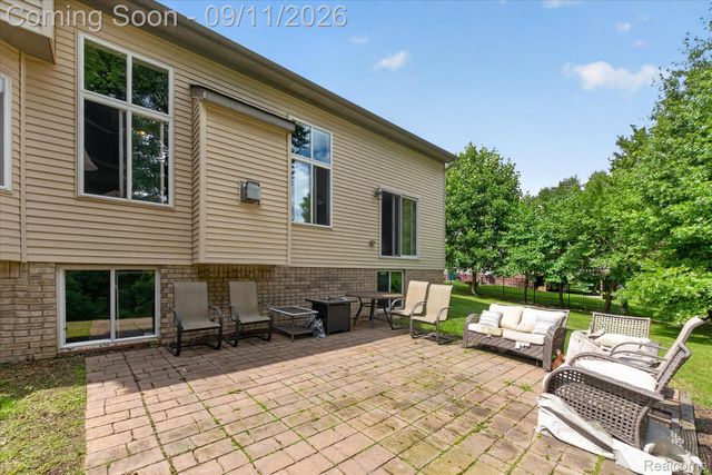 2082 Pinebrook Meadow Court, Marion Township, MI 48843