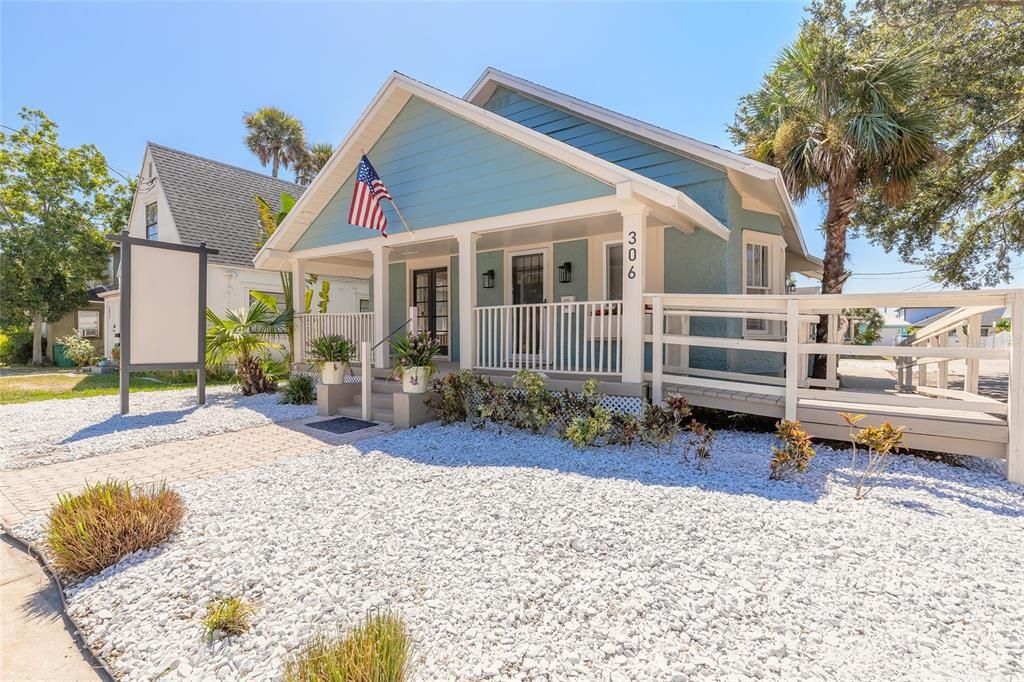 Image 2 of property listing at 306 WASHINGTON STREET, New Smyrna Beach, FL 32168