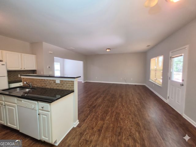2100 Stonebrook Drive, Austell, GA 30106