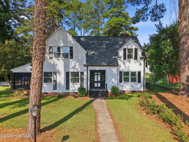 900 Nelson Street, Kinston, NC 28501