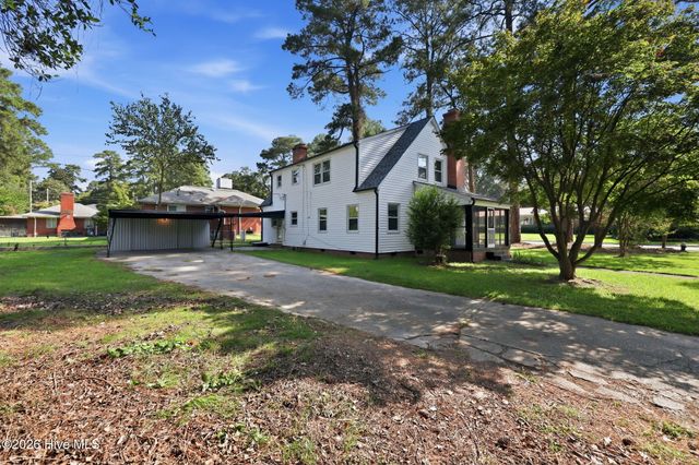 900 Nelson Street, Kinston, NC 28501