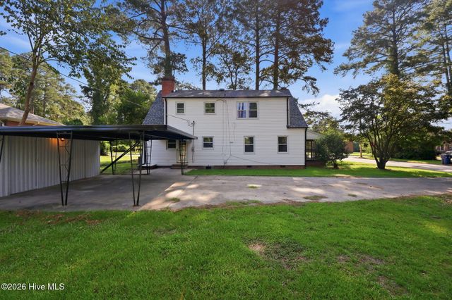900 Nelson Street, Kinston, NC 28501