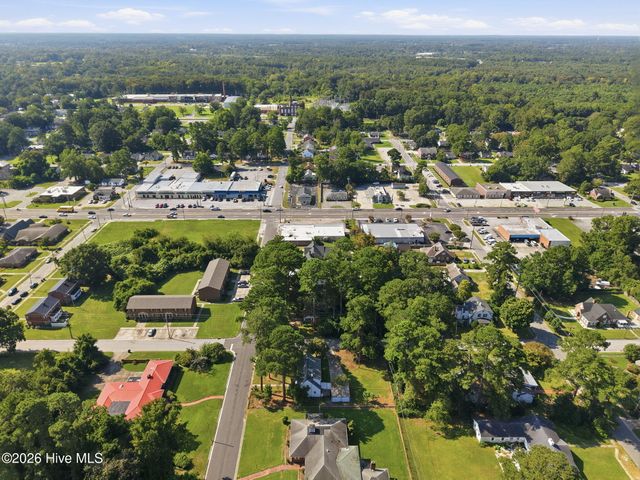 900 Nelson Street, Kinston, NC 28501
