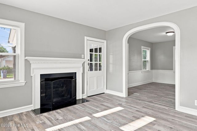 900 Nelson Street, Kinston, NC 28501