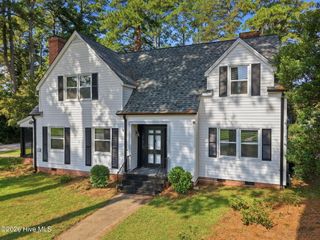 900 Nelson Street, Kinston, NC 28501