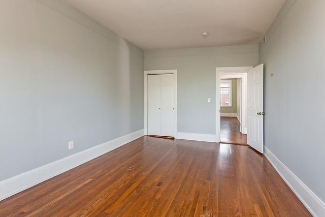 394 Riverway 12, Boston, MA 02115