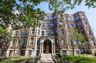 394 Riverway 12, Boston, MA 02115
