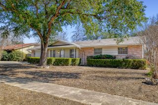 7030 Grand Valley St, San Antonio, TX 78242