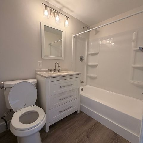 1186 Worcester Rd 921, Framingham, MA 01702