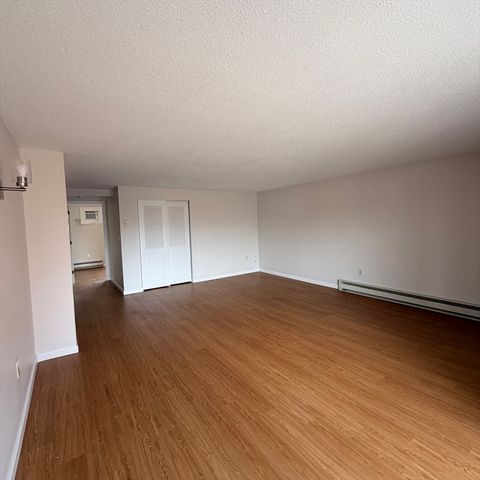 1186 Worcester Rd 921, Framingham, MA 01702
