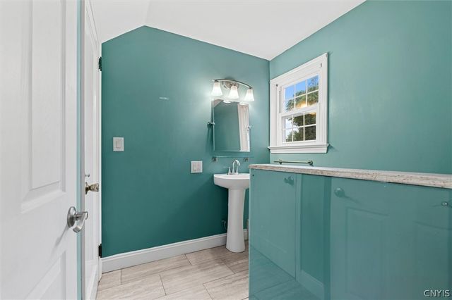 43 State Street, Vernon, NY 13421