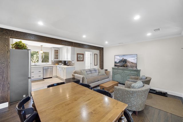 148 Wheeling Avenue, Wheeling, IL 60090